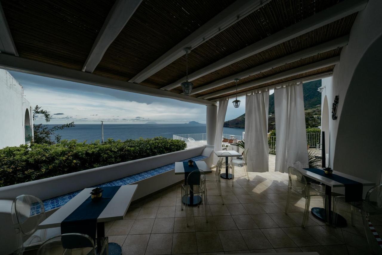 'A Alera Room & Breakfast Malfa  Exteriér fotografie