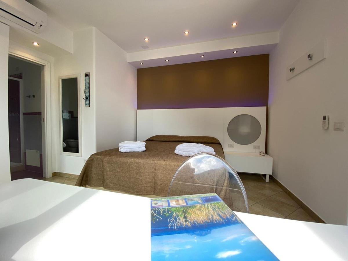 'A Alera Room & Breakfast Malfa  Exteriér fotografie